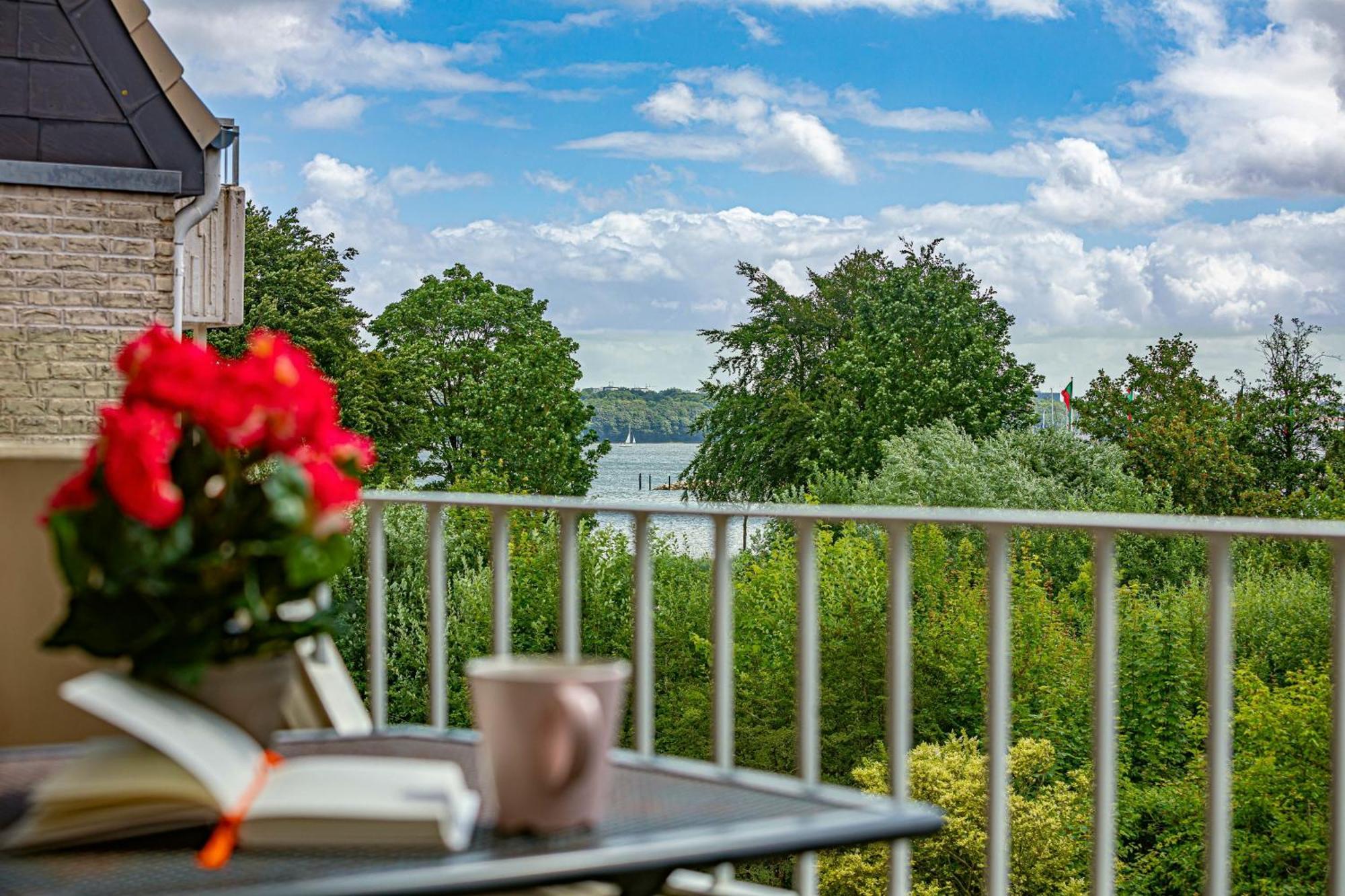 Fewo1846 - Strandresidenz Wassersleben Suedblick App 689 - Komfortables Apartment Mit Balkon Und Meerblick Harrislee Luaran gambar